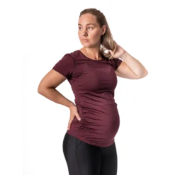Active Mama Tee Red