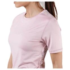 Andrea Tee Pink