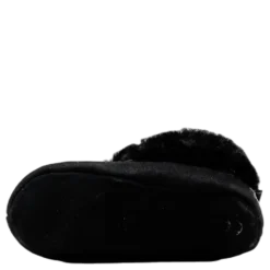 Aska Youth Black