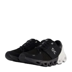 Cloudflyer 4 Black/white