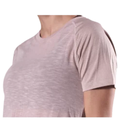 Core Tee Pink
