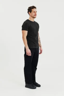 Crew-Neck Slim Black