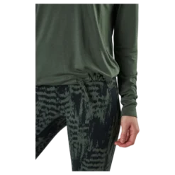 Ease Crew Neck Green