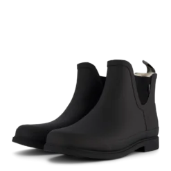 Eva W Black/black