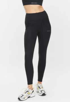 Flattering High Waist Tights Black