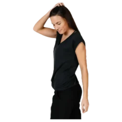 Kamala Tee Black