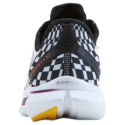 Kinvara 12 Reverie