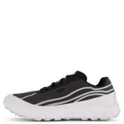 Norda 002 M Blk