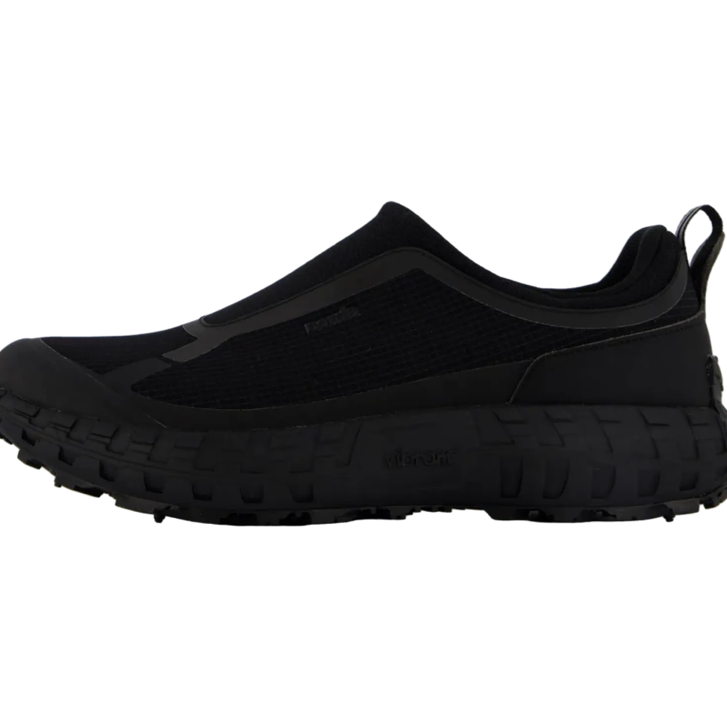 Norda 003 Pitch Black
