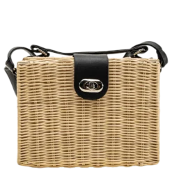 Oelle Boxy Cross Body Beige
