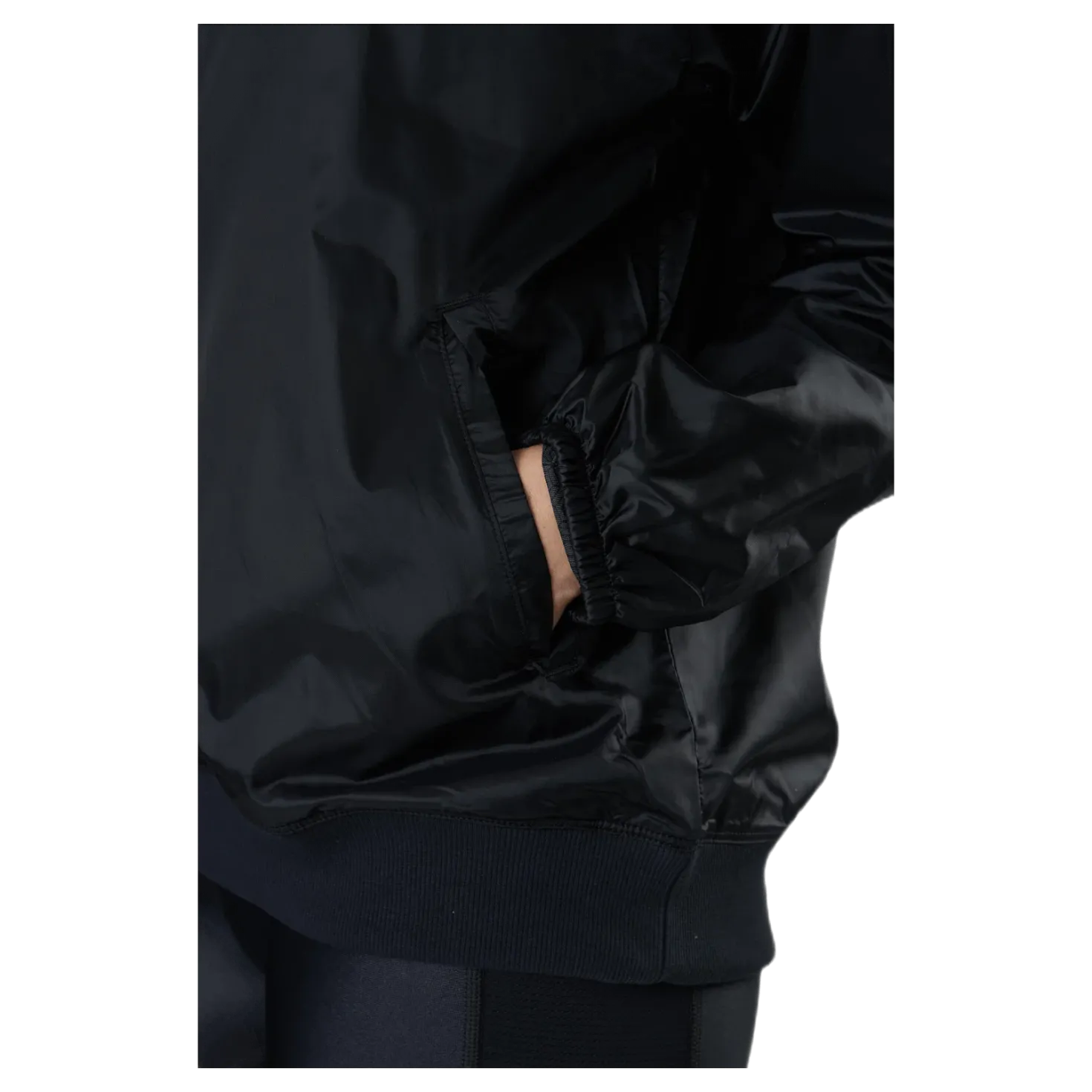 Recover Woven Shine Crew Black