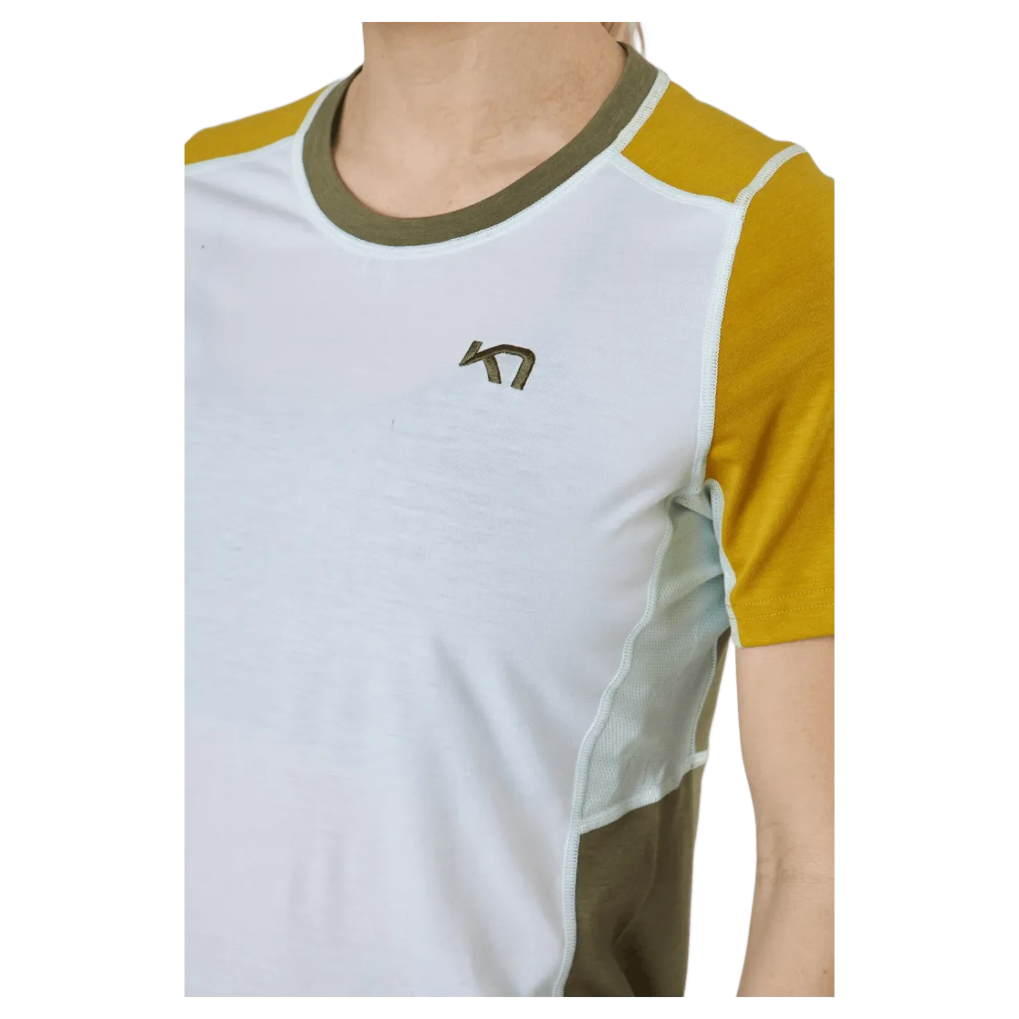 Sanne Hiking Tee Bwhite