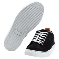 Stoked Low Suede Black