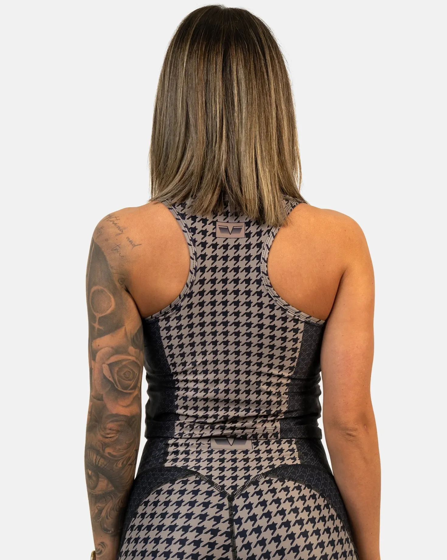 Timeless Elegance Champagne To Black/beige