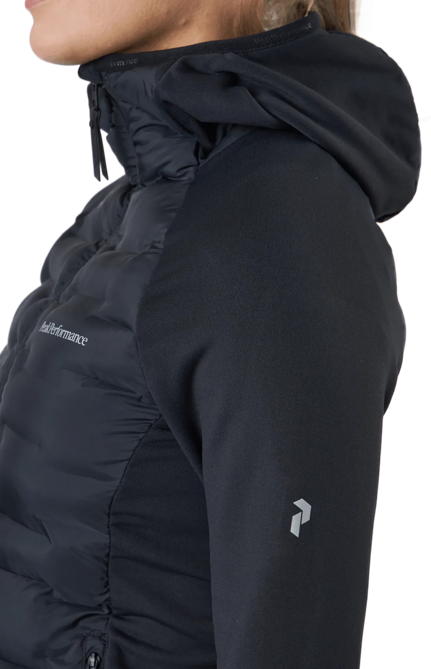W Argon Hybrid Hood Black
