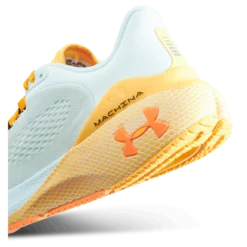 Women's UA HOVR Machina 3